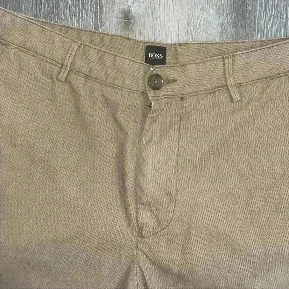 BOSS HUGO BOSS MENS SHORT 9” Size 30R - - Picture 2 of 7